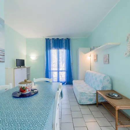 Arco Bianco - Goelba Apartment *